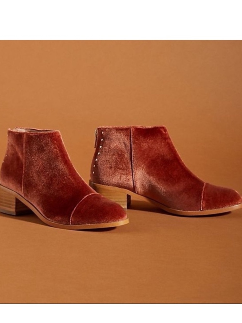New Anthropologie Rust Orange Rounded Toe Velvet Ankle Boots size 7.5 M